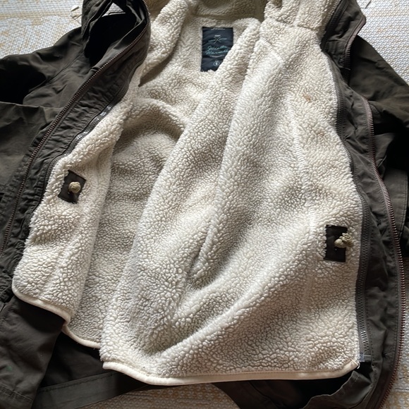 Super Functional GAP Winter Jacket with Removable Sherpa Vest - Picture 5 of 7